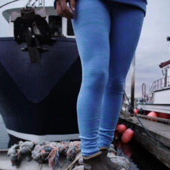 Grundens Maris Fishing Leggings X - Salmon Sisters Print 7 Grundens Maris Fishing Leggings X - Salmon Sisters Print -Fishing Goods Store grundens maris leggings x salmon sisters print sky blue 66840.1651206515