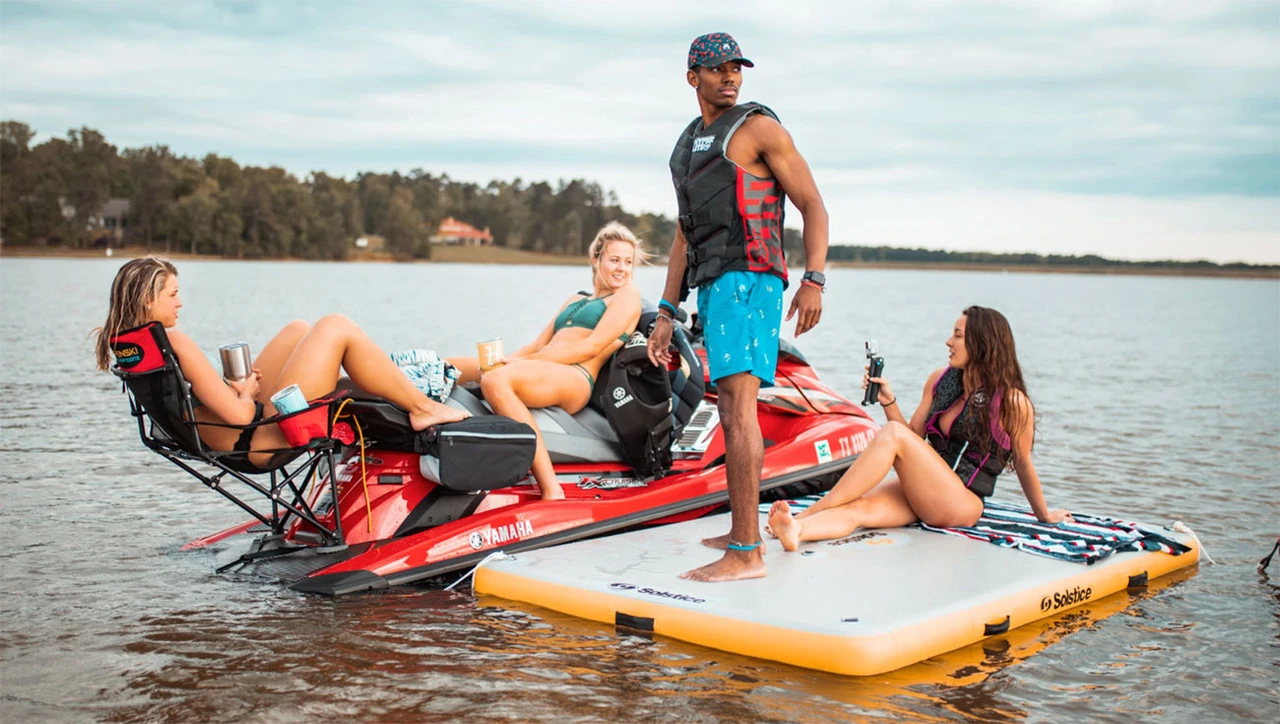 Solstice Watersports Inflatable Dock - 6 Ft. X 5 Ft. 4 Solstice Watersports Inflatable Dock - 6 Ft. X 5 Ft. - Image 4